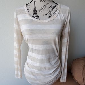 Forever 21 girls long sleeve tee